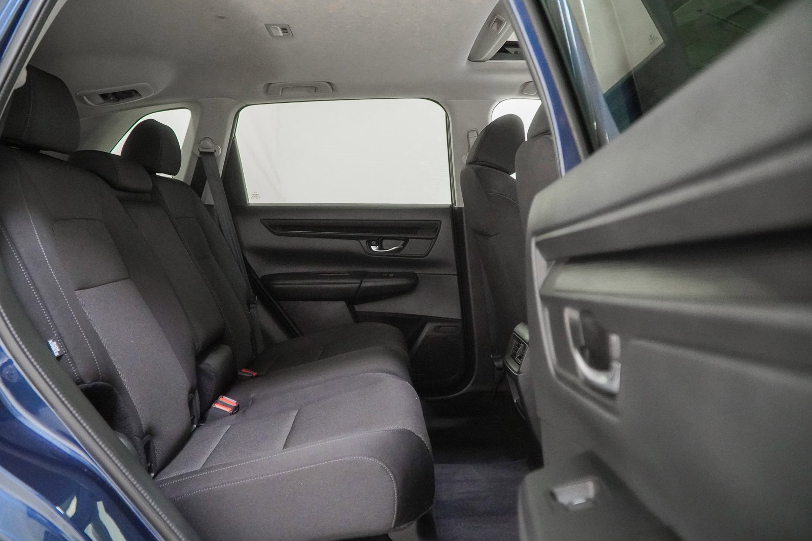 Certified 2025 Honda CR-V EX image 36