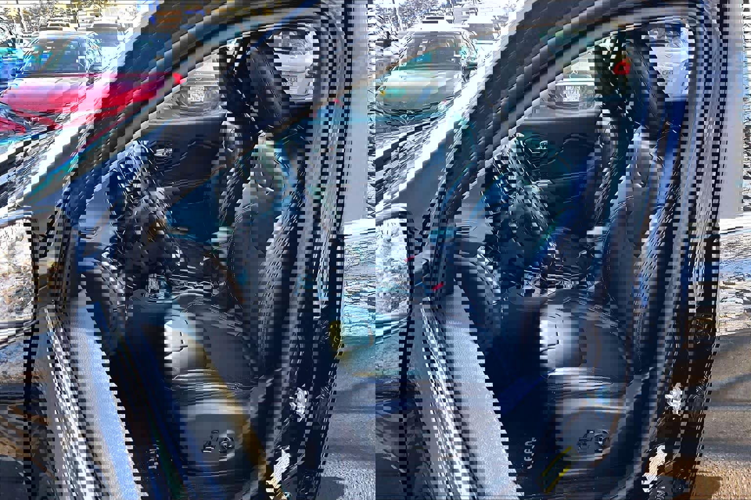 Used 2019 Jeep Cherokee Latitude Plus image 9