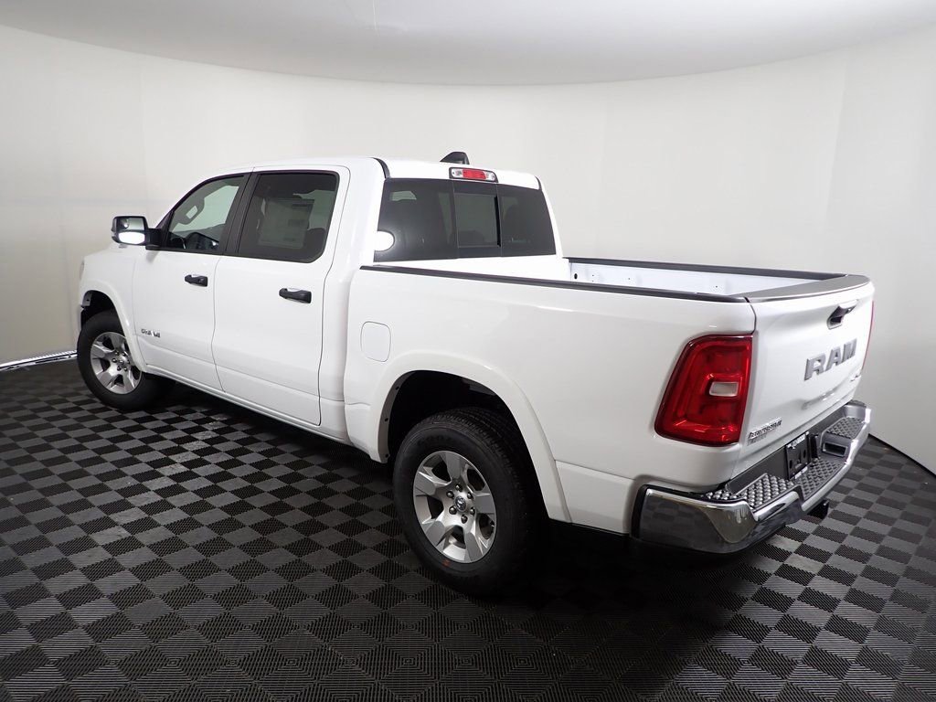 New 2025 RAM 1500 Big Horn AWD/4WD image 13