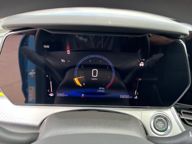 Certified 2025 Chevrolet Trax LT FWD image 15
