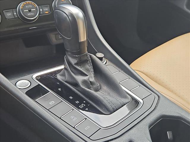 Used 2020 Volkswagen Jetta SE FWD image 11