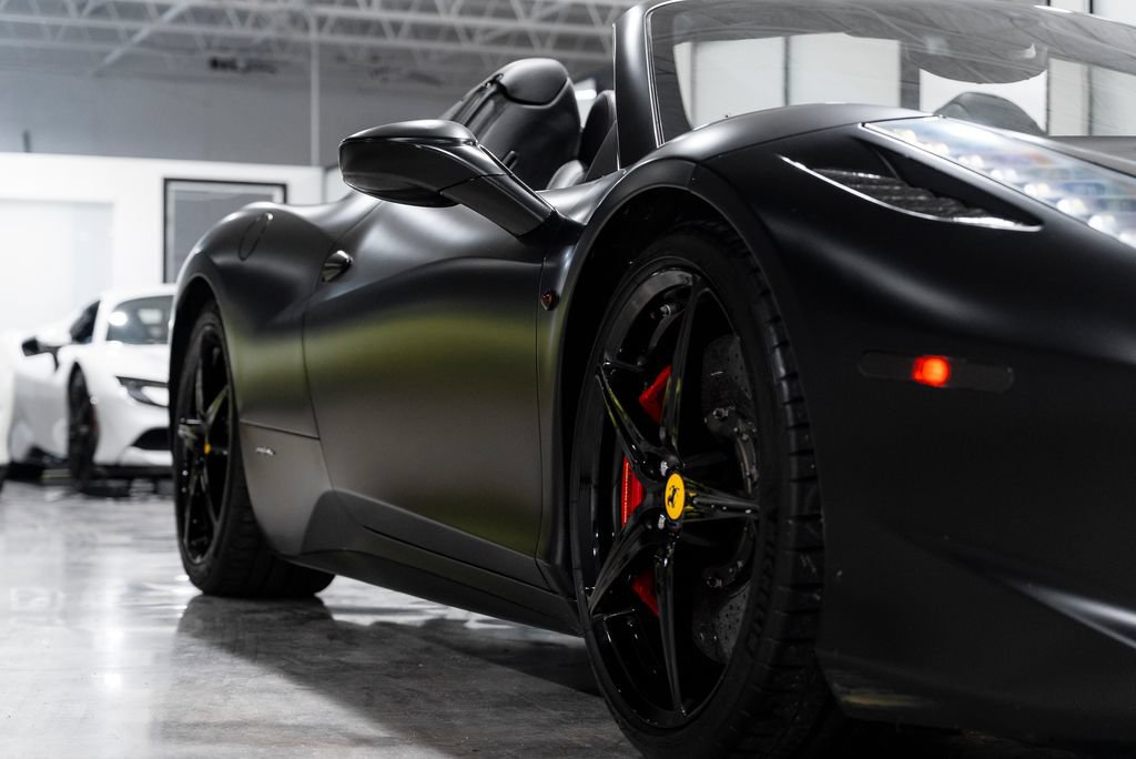 Used 2012 Ferrari 458 Spider RWD image 15