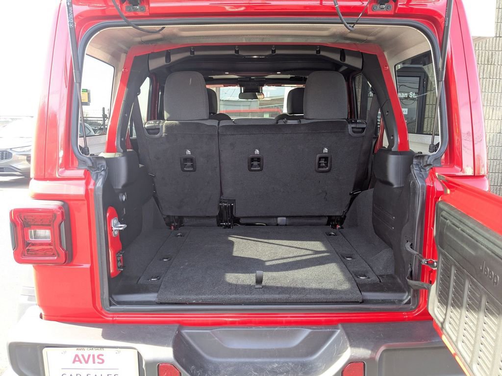 Used 2025 Jeep Wrangler Unlimited Rubicon image 27