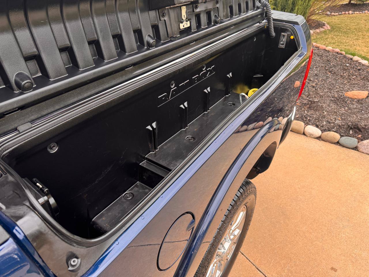 Used 2021 RAM 2500 Limited w/ Cold Weather Group AWD/4WD image 40