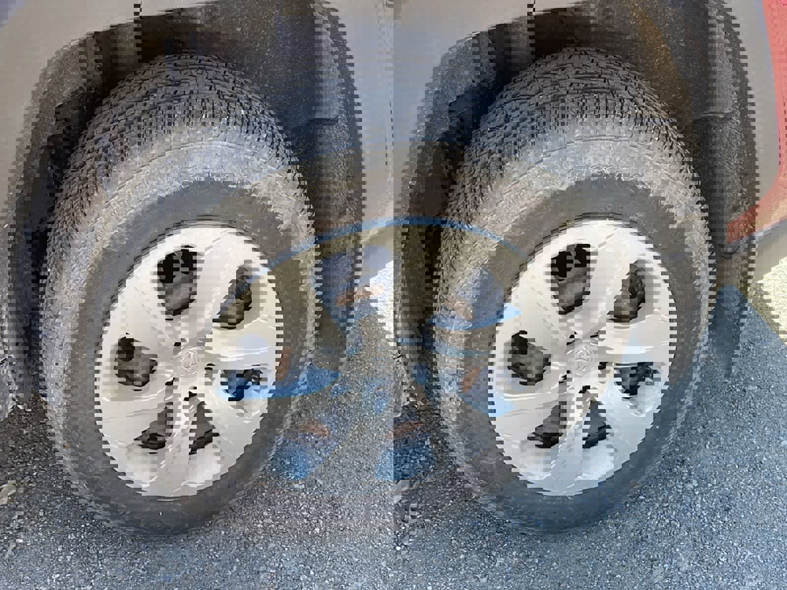 Used 2019 Toyota RAV4 LE w/ All Weather Liner Package AWD/4WD image 23