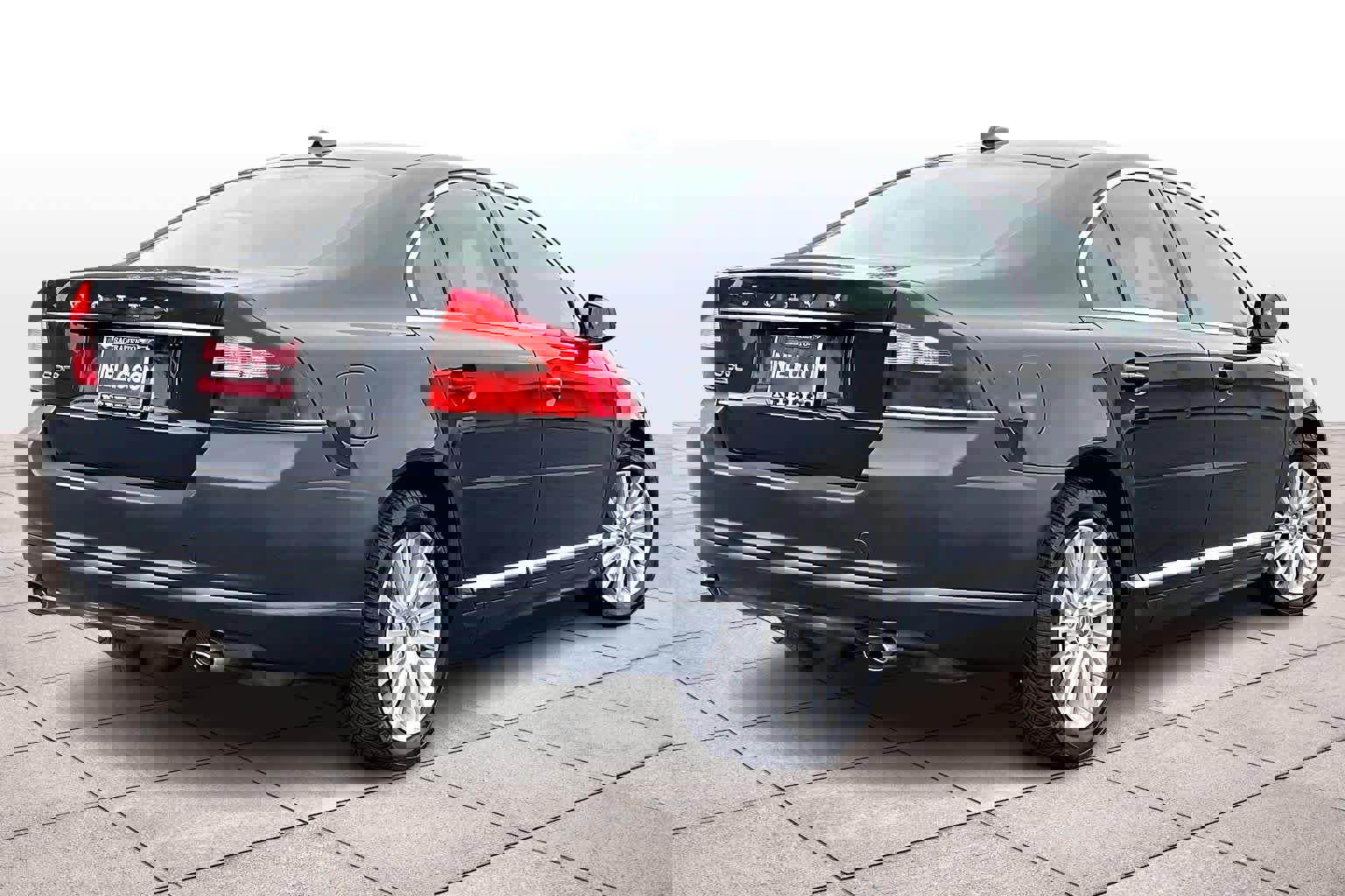 Used 2012 Volvo S80 3.2 image 16