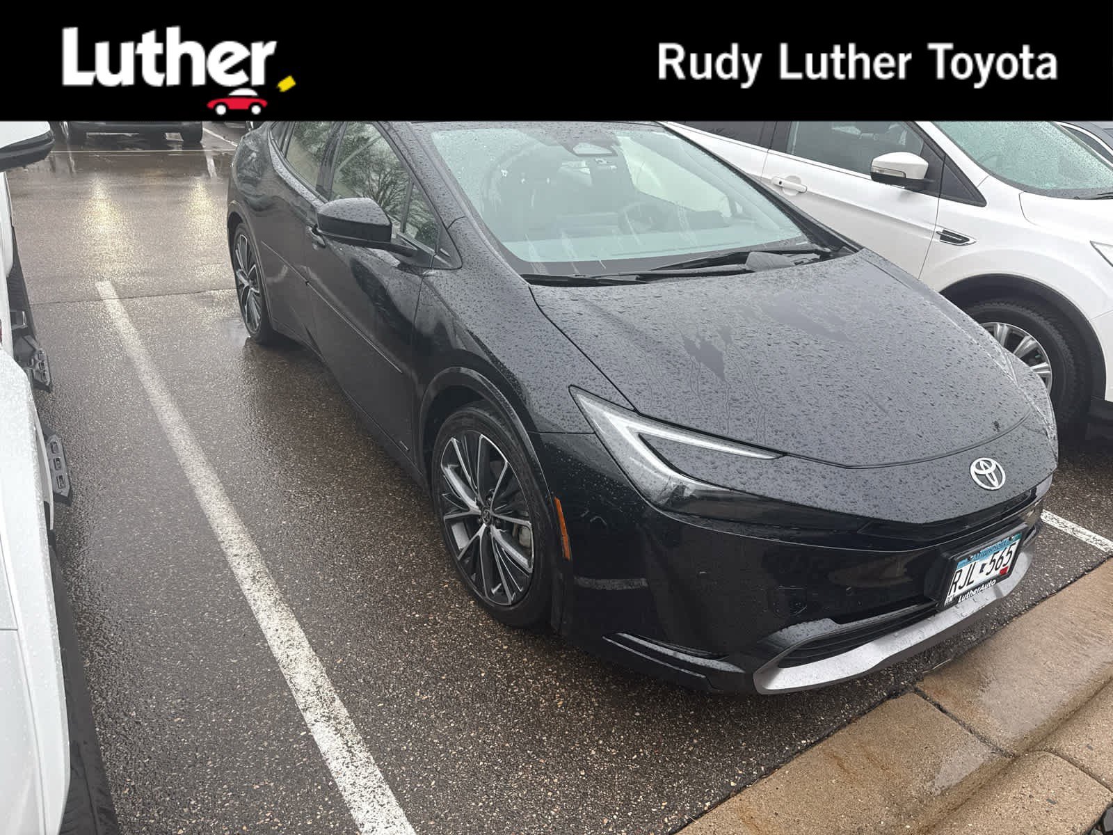 Used 2024 Toyota Prius XLE AWD/4WD image 1