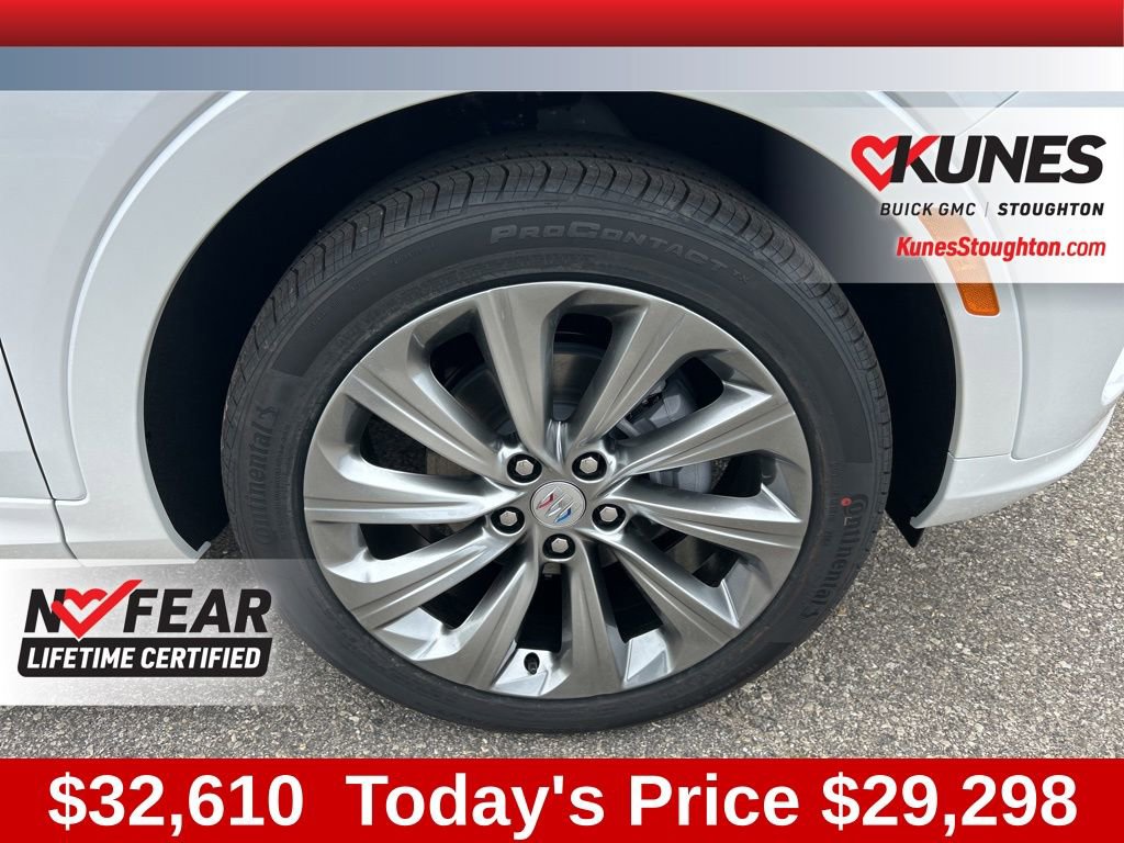 New 2025 Buick Envista Avenir image 16