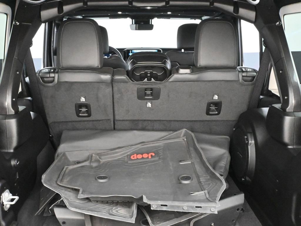 Certified 2025 Jeep Wrangler Unlimited Rubicon image 17