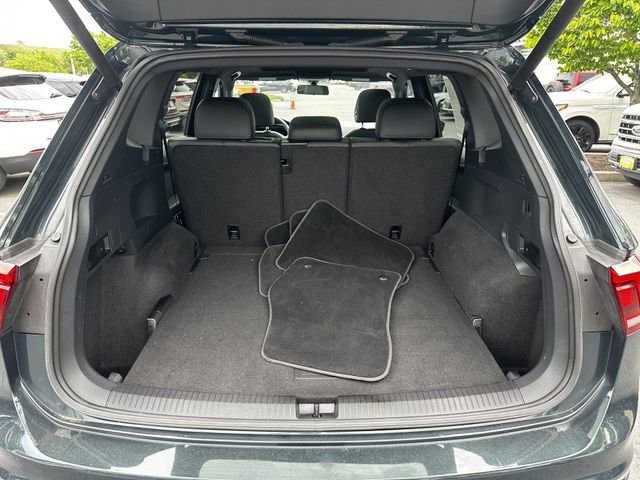 Used 2019 Volkswagen Tiguan SEL R-Line AWD/4WD image 42
