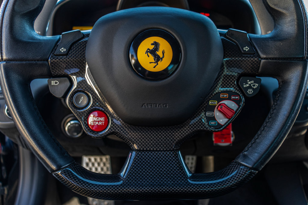 Used 2014 Ferrari F12 Berlinetta RWD image 38