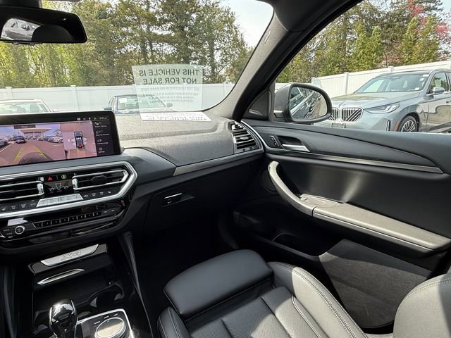 Certified 2023 BMW X4 xDrive30i w/ Premium Package image 15