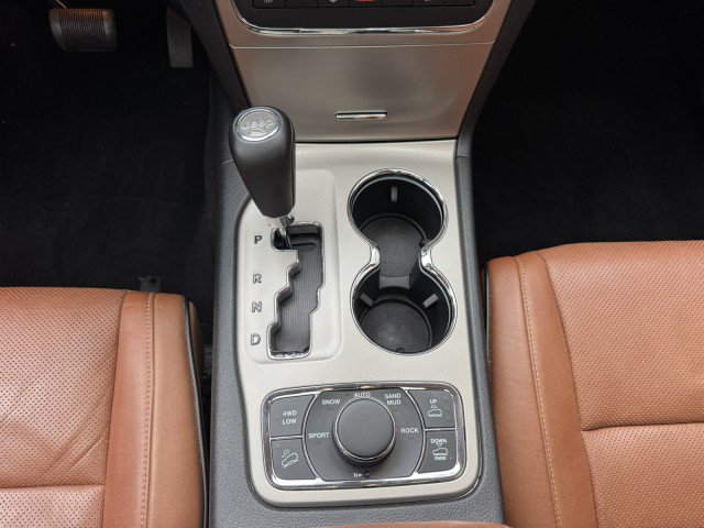 Used 2012 Jeep Grand Cherokee Overland Summit AWD/4WD image 31