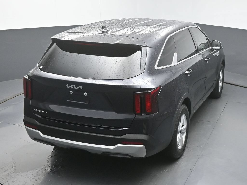 Used 2026 Kia Sorento LX FWD image 47