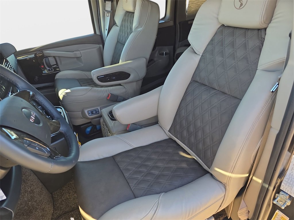New 2025 GMC Savana 2500 Extended w/ Driver Convenience Package image 13