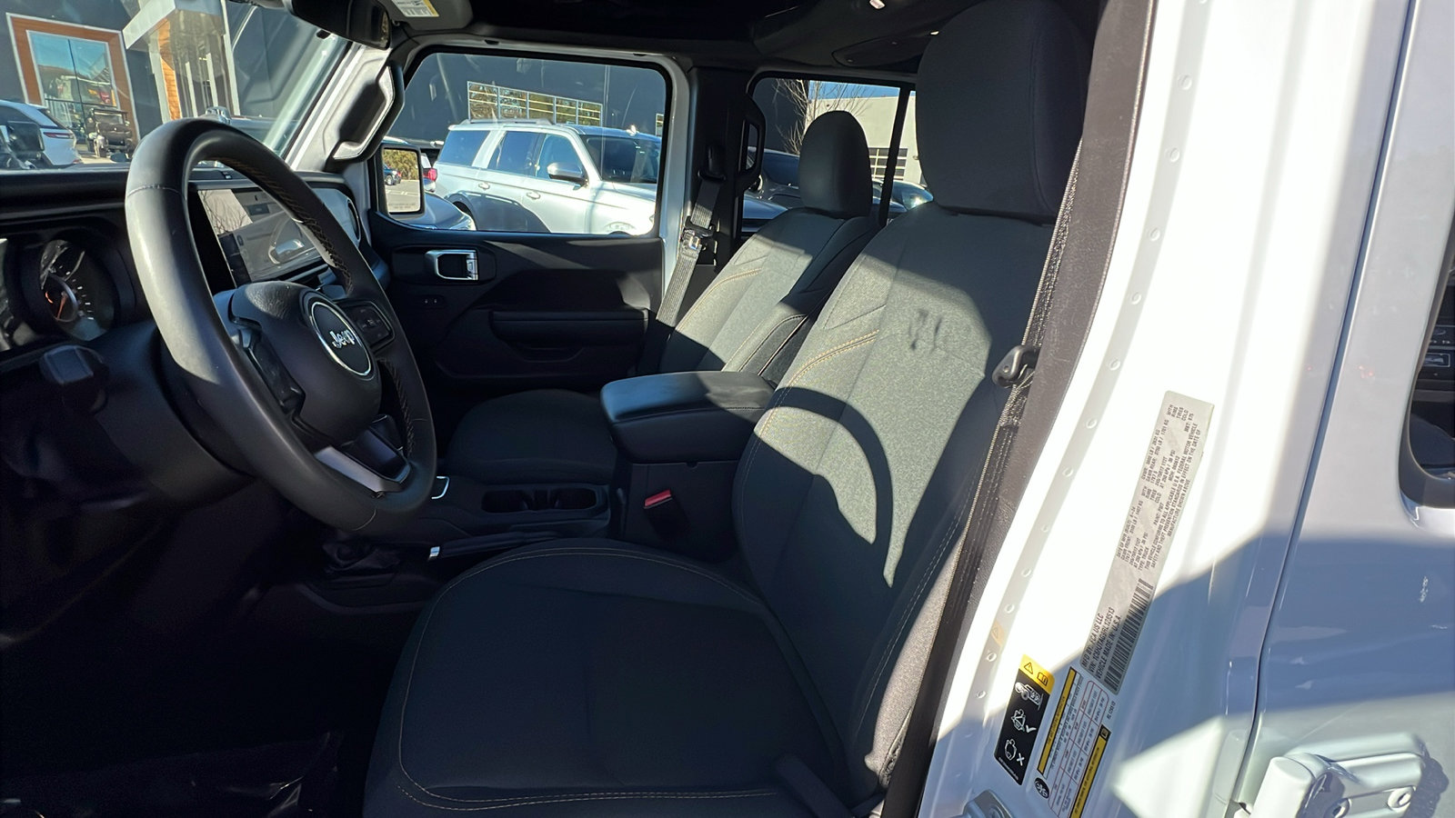 Used 2024 Jeep Gladiator Sport image 17