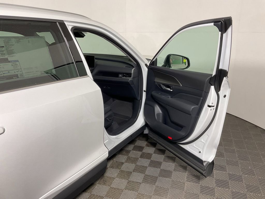 New 2026 Toyota Grand Highlander XLE AWD/4WD image 36