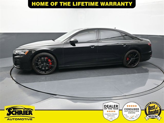 Used 2024 Audi S8 image 3