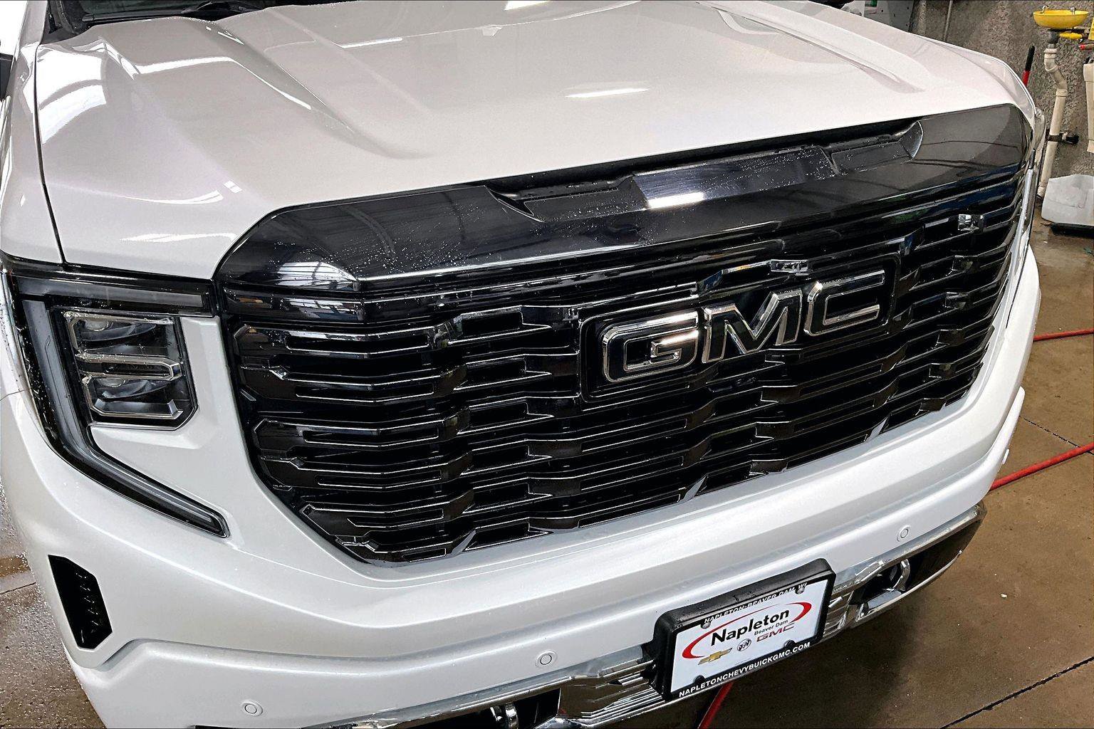 Used 2024 GMC Sierra 1500 Denali Ultimate image 29