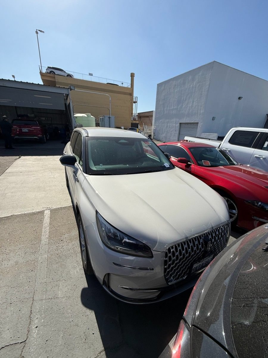 Used 2023 Lincoln Corsair FWD image 6