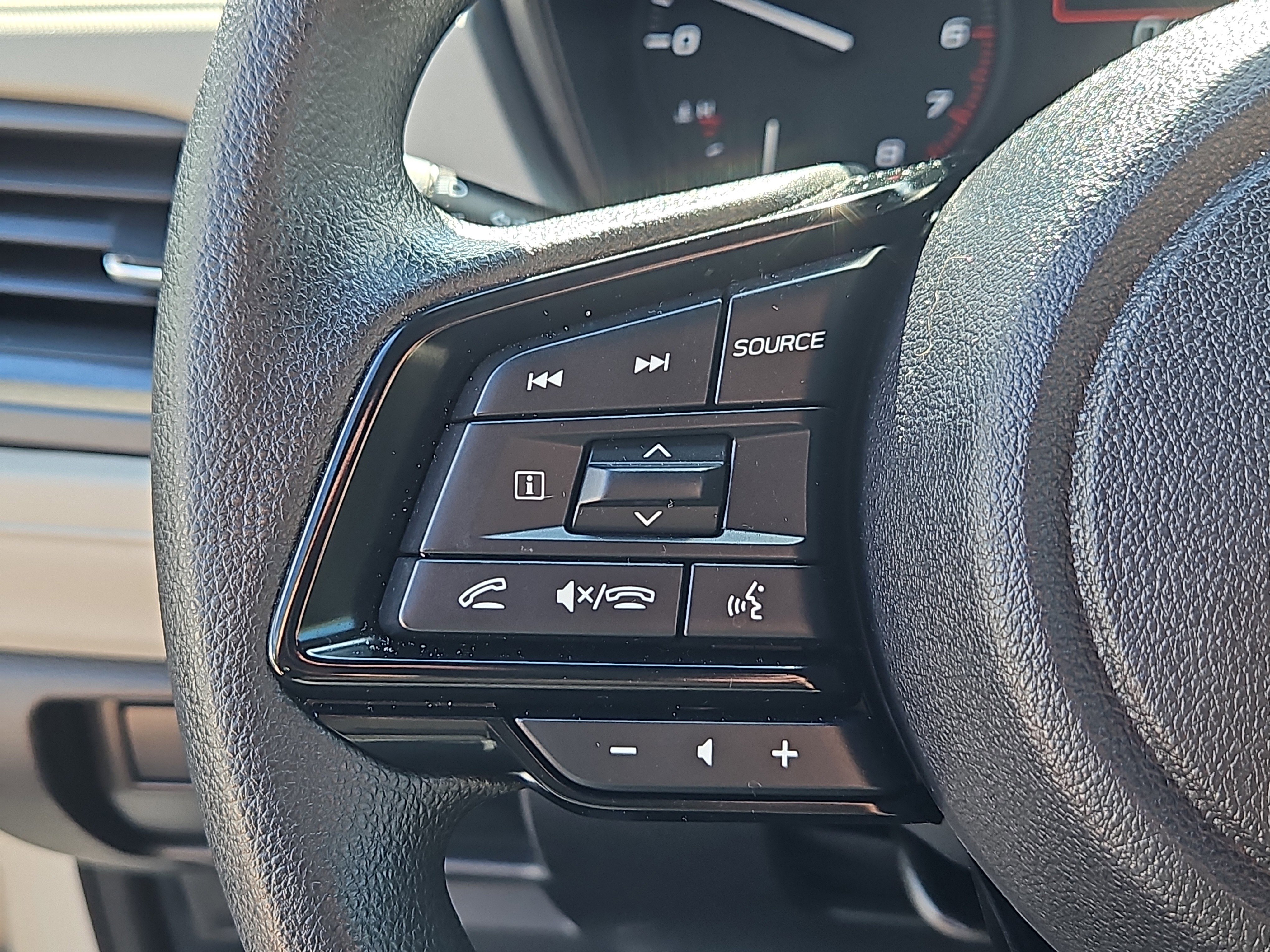 Used 2025 Subaru Forester image 11