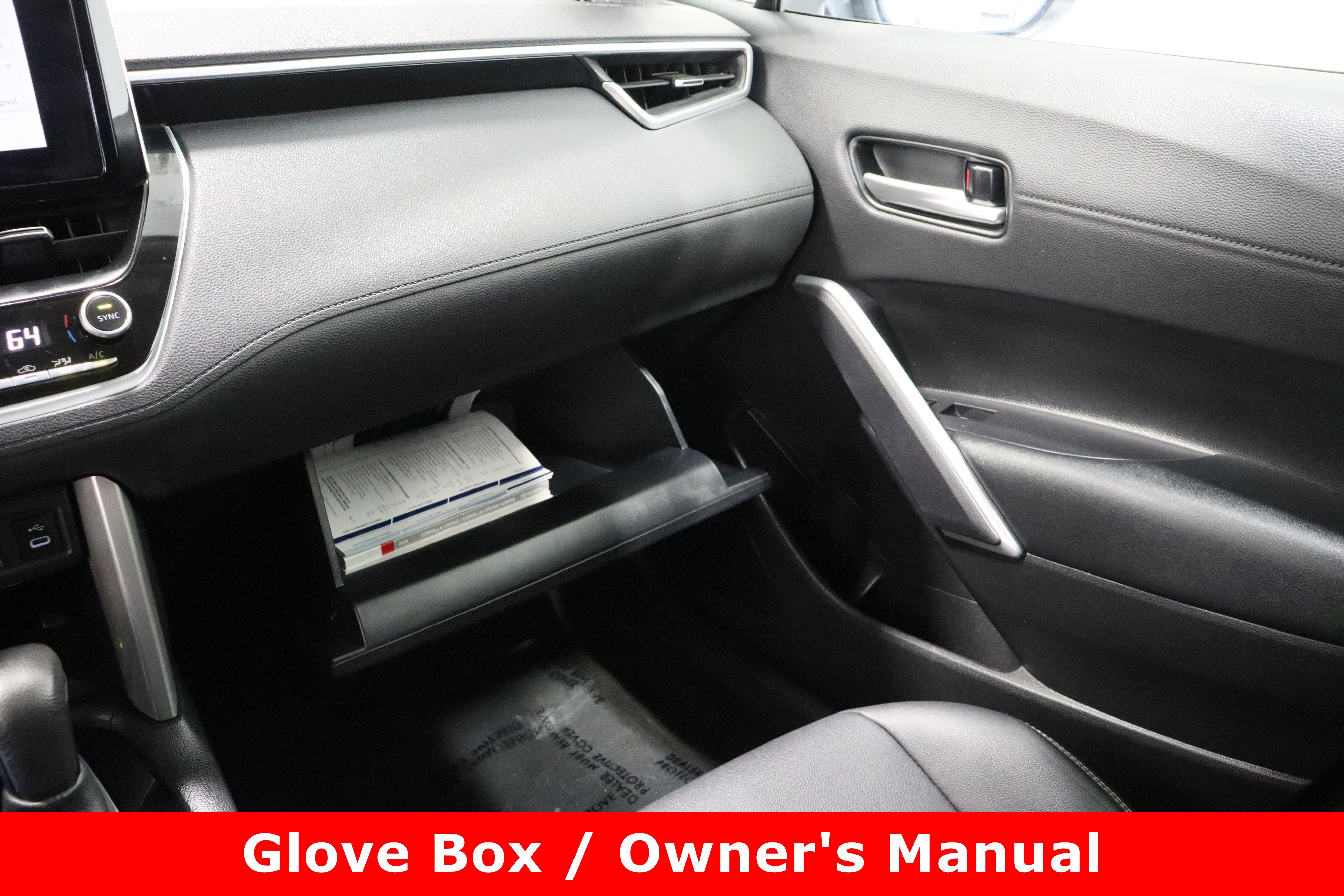 Certified 2024 Toyota Corolla Cross XLE image 24