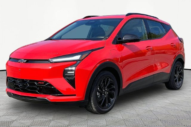 New 2027 Chevrolet Bolt RS w/ Technology Package FWD image 3