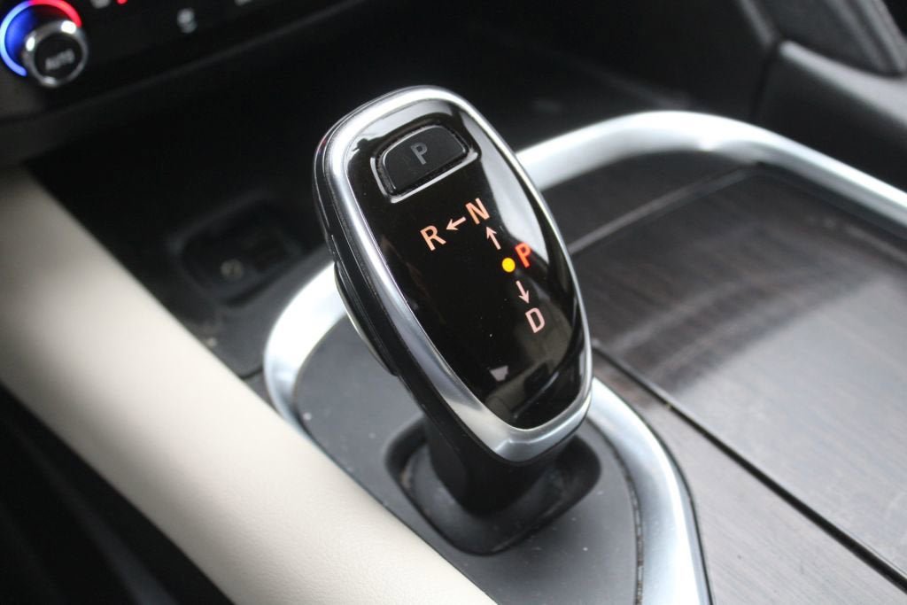 Used 2020 Buick Enclave Essence FWD image 12