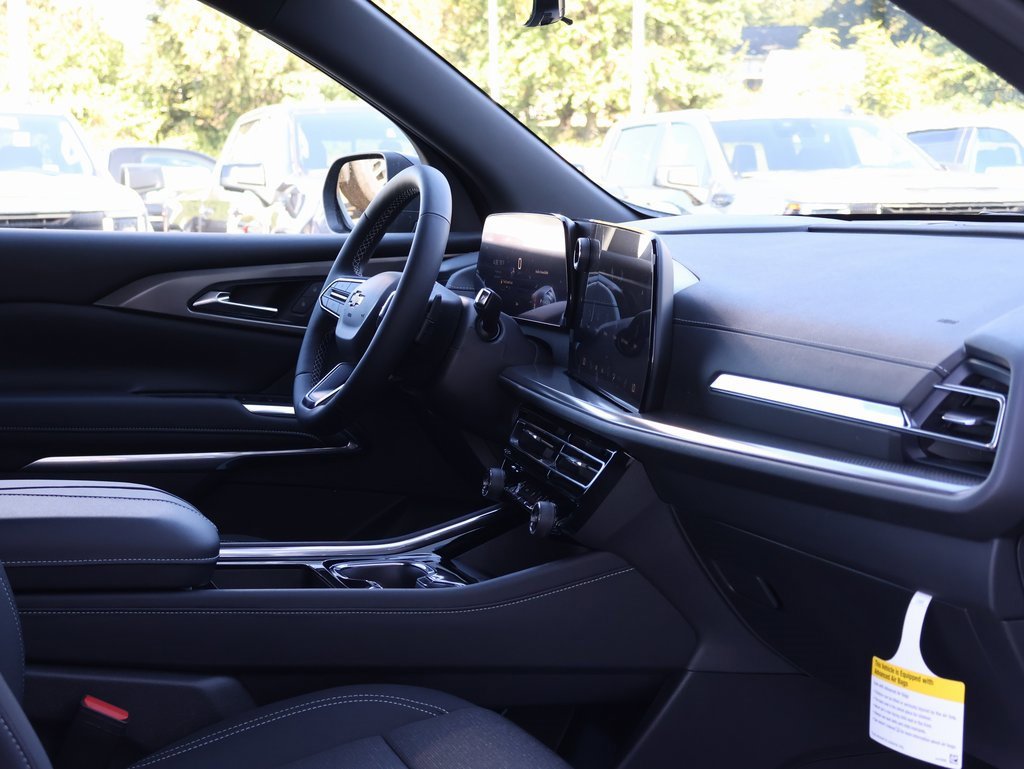 New 2026 Chevrolet Traverse LT w/ Driver Confidence Package image 35