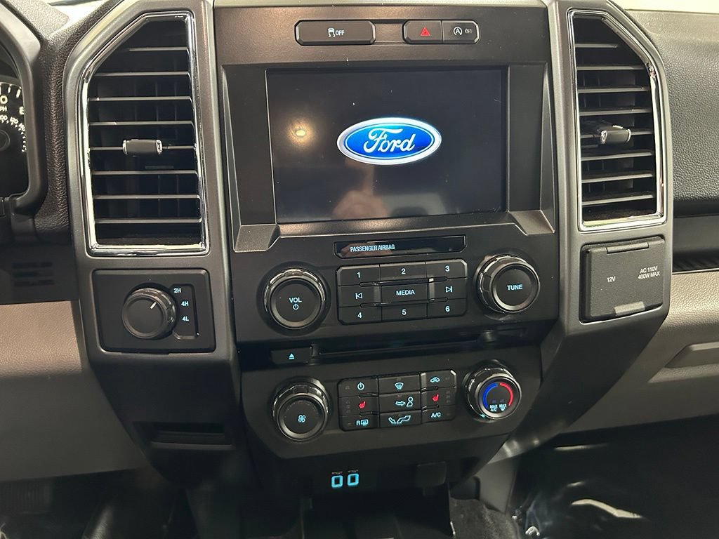 Used 2016 Ford F150 XLT w/ Equipment Group 302A Luxury AWD/4WD image 18