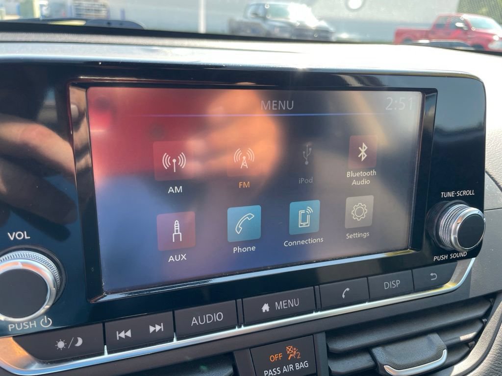 Used 2024 Nissan Altima 2.5 S FWD image 21