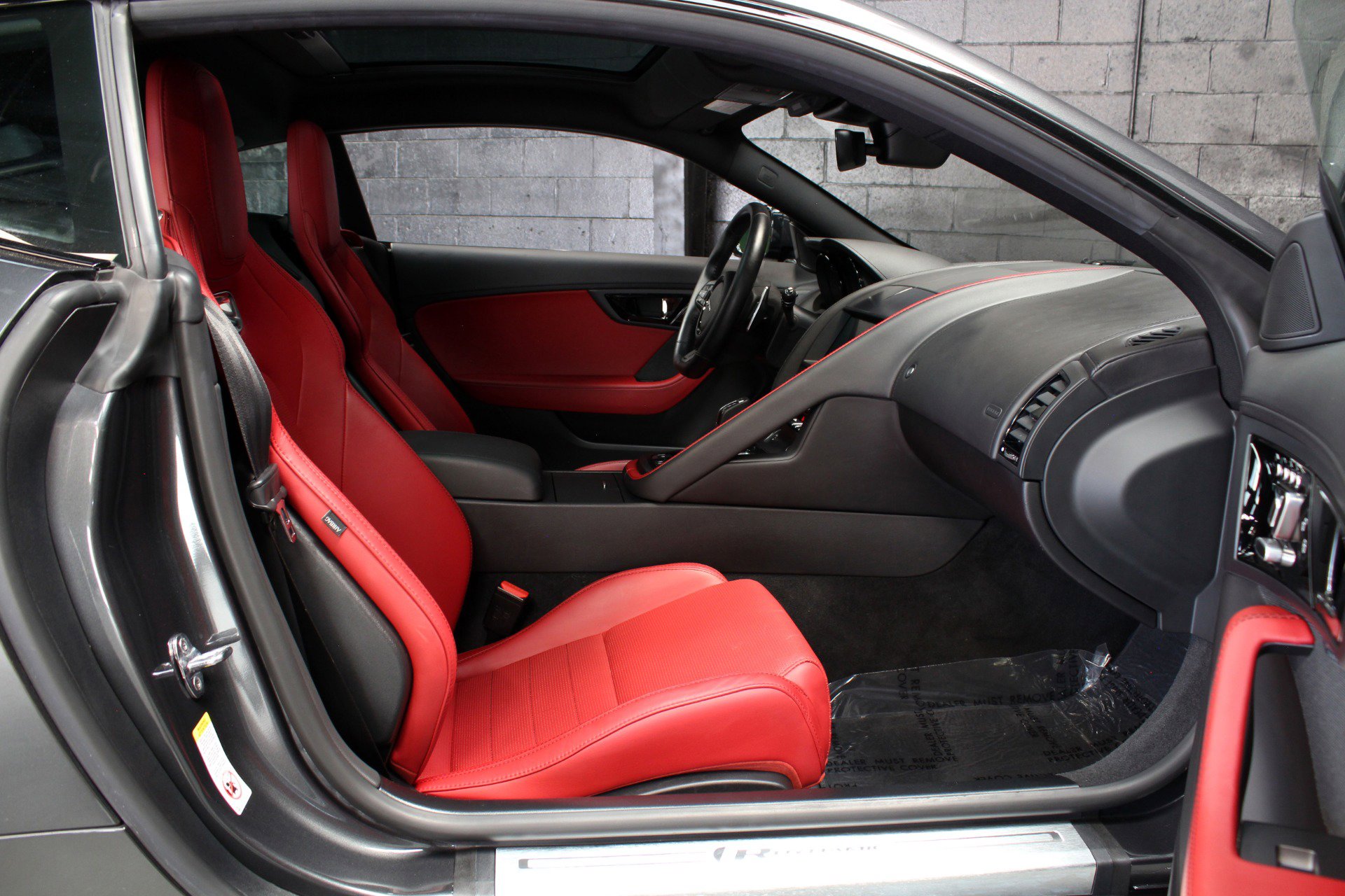 Used 2020 Jaguar F-TYPE R-Dynamic image 41