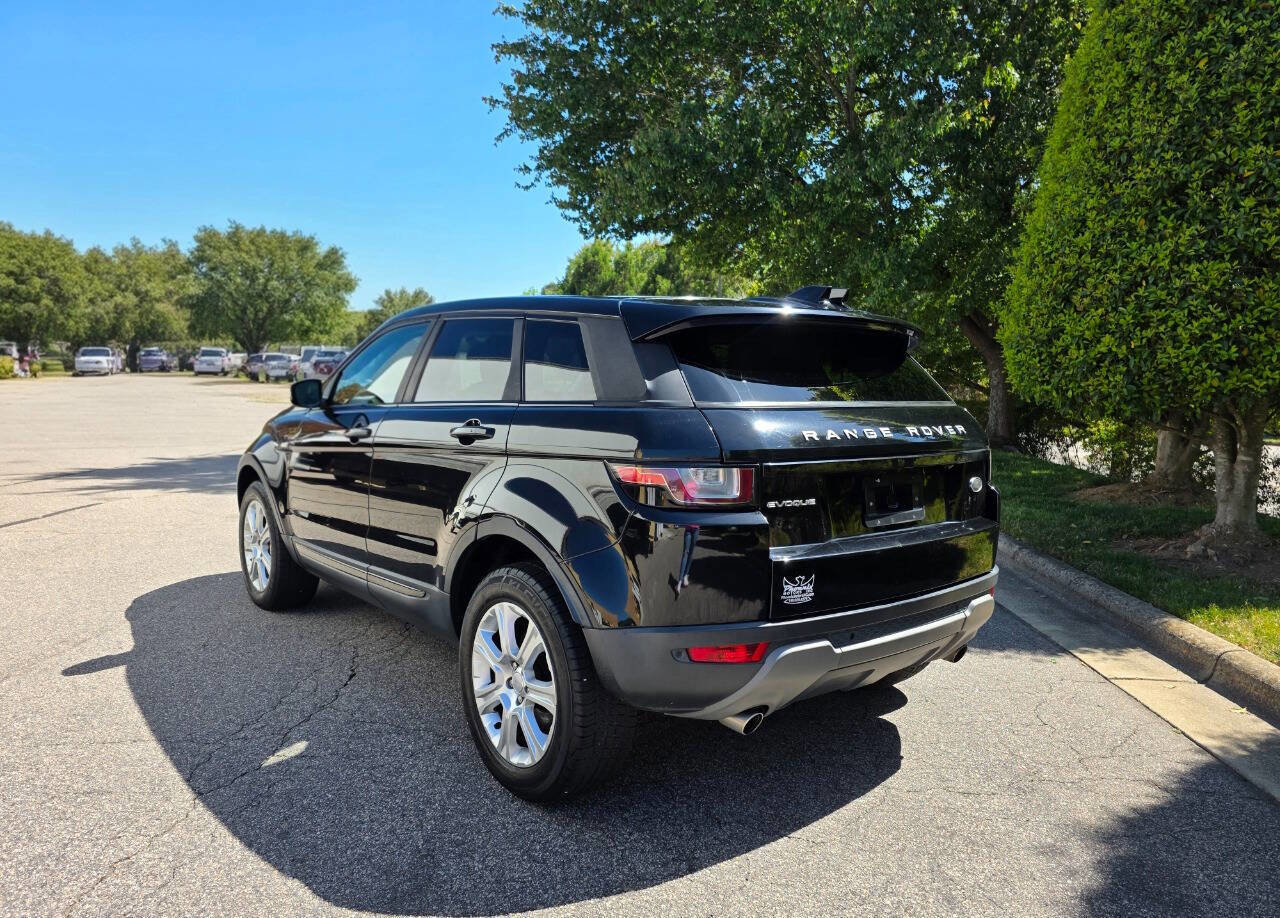 Used 2018 Land Rover Range Rover Evoque SE Premium AWD/4WD image 3