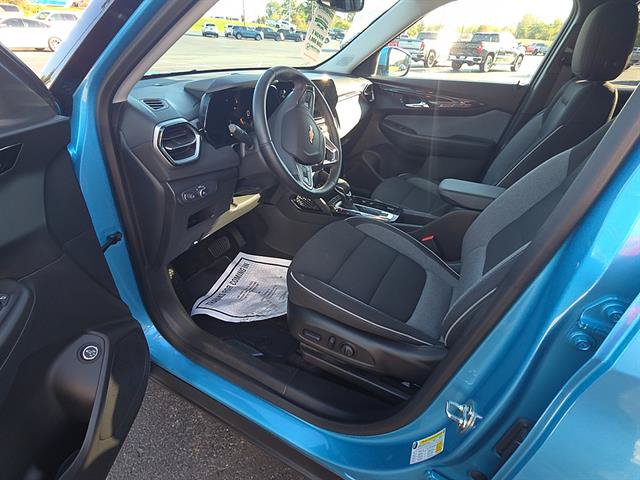 Used 2026 Chevrolet TrailBlazer LT w/ Convenience Package FWD image 18