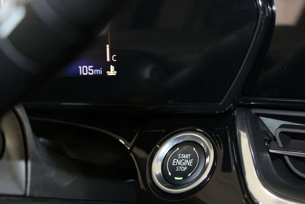 New 2026 Chevrolet Trax RS w/ Sunroof Package image 37