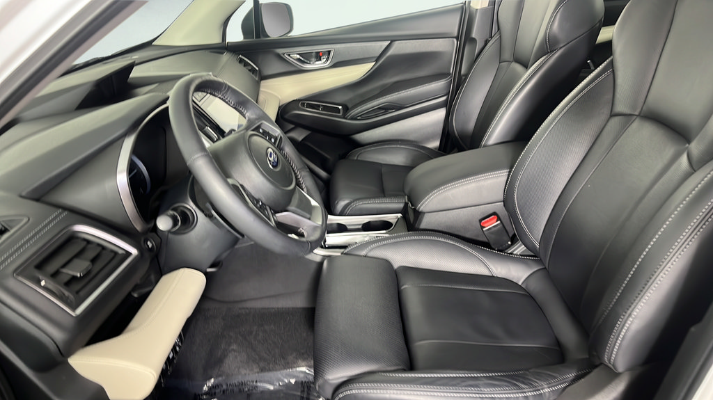 Used 2022 Subaru Ascent Limited w/ Technology Package AWD/4WD image 16