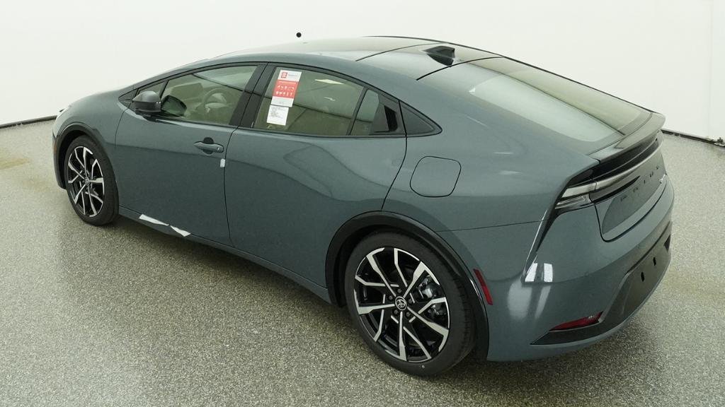 New 2026 Toyota Prius Plug-In Hybrid FWD image 19