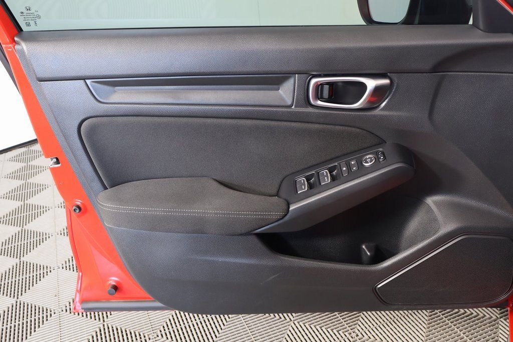 Used 2025 Honda Civic Sport image 12