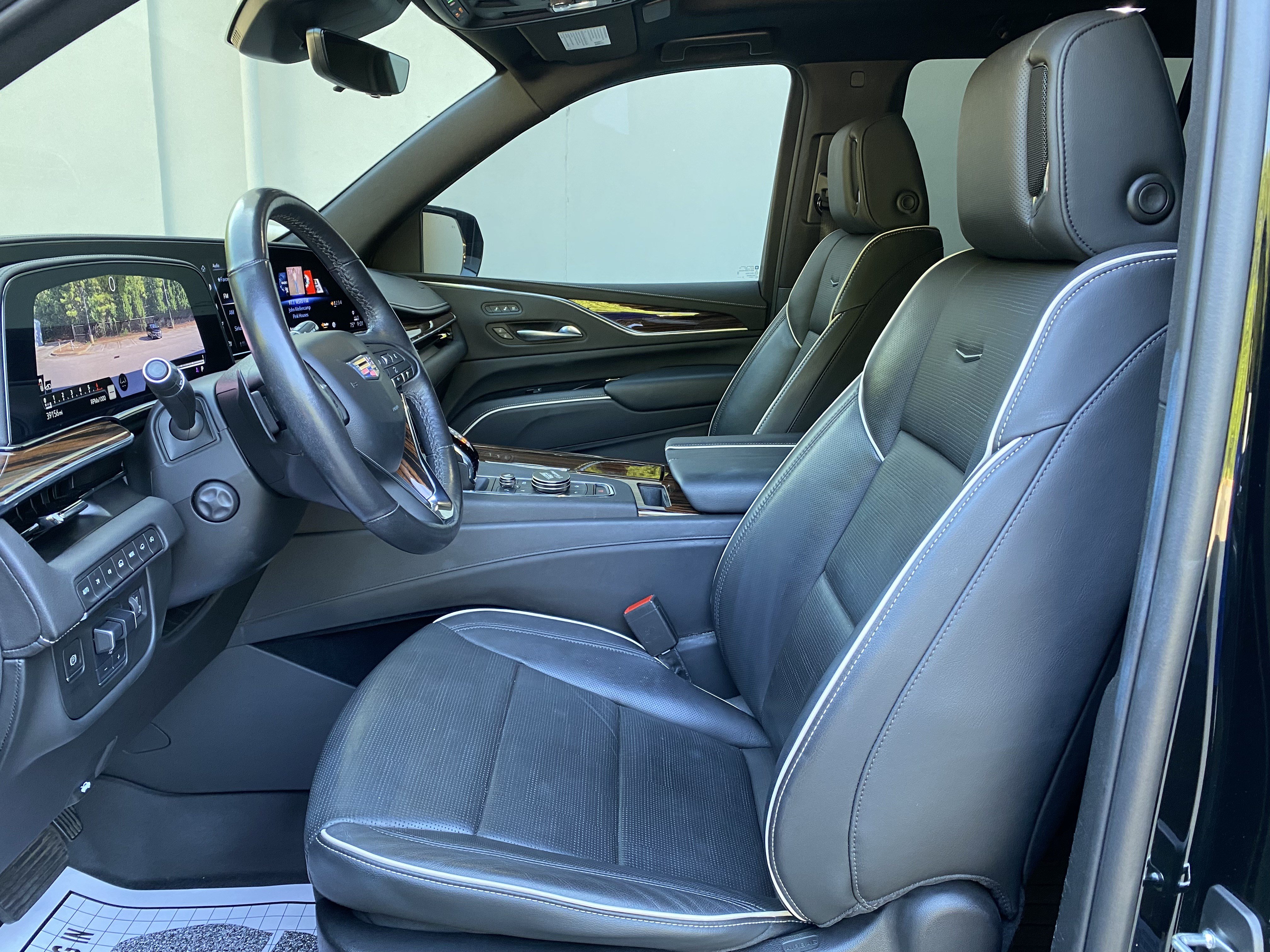 Used 2023 Cadillac Escalade Premium Luxury w/ Touring Package AWD/4WD image 16
