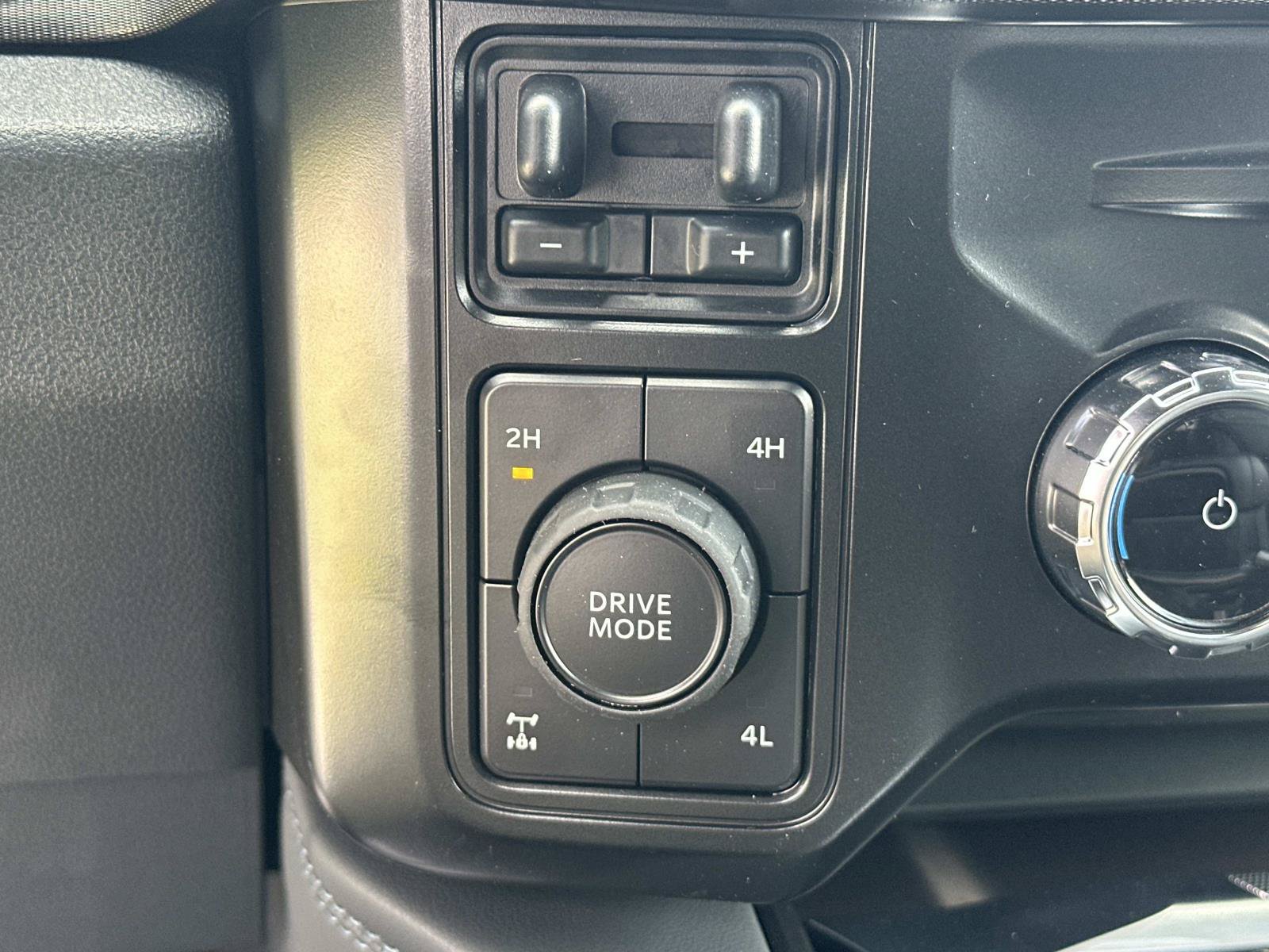 New 2026 Ford F350 Platinum AWD/4WD image 22