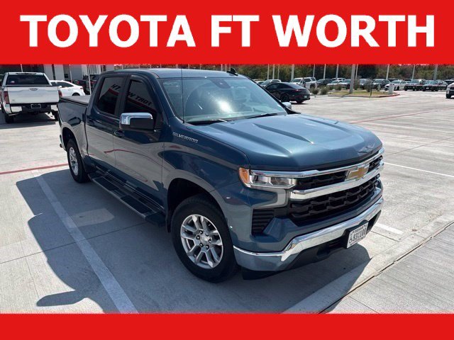 Used 2024 Chevrolet Silverado 1500 LT RWD image 1