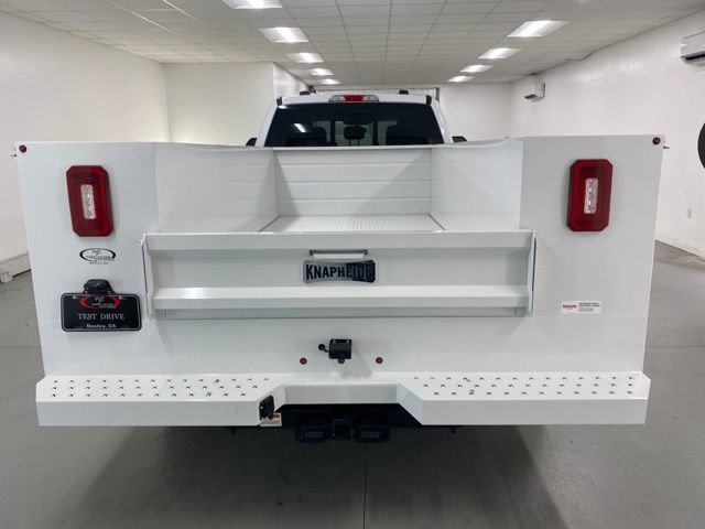 New 2025 Ford F350 XL w/ XL Chrome Package image 9