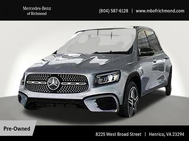 Used 2025 Mercedes-Benz GLB 250 4MATIC image 41
