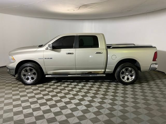 Used 2009 Dodge Ram 1500 Truck Laramie AWD/4WD image 11