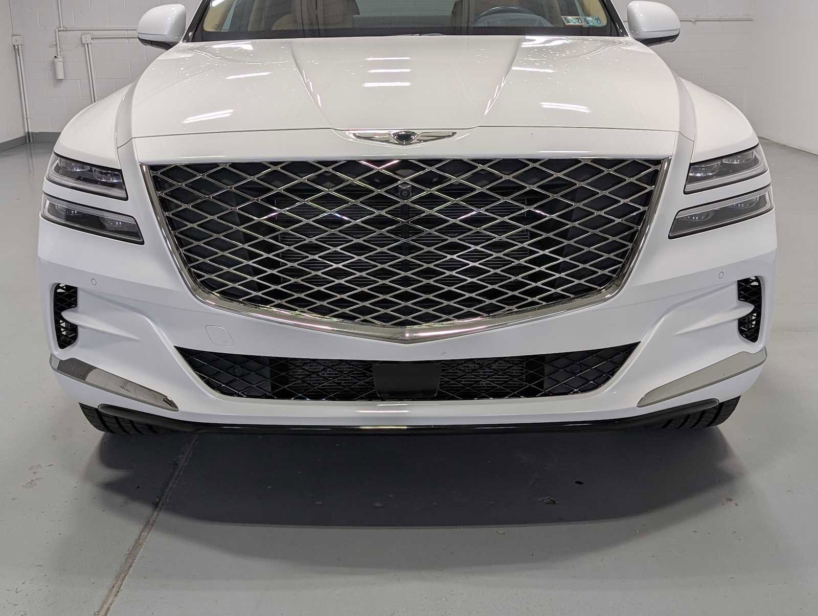 Used 2021 Genesis GV80 2.5T w/ Prestige Package 04 AWD/4WD image 2