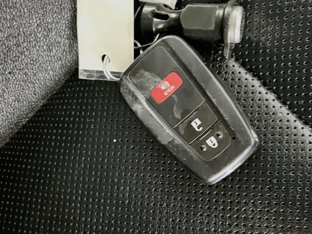 Used 2022 Toyota 4Runner Limited AWD/4WD image 33