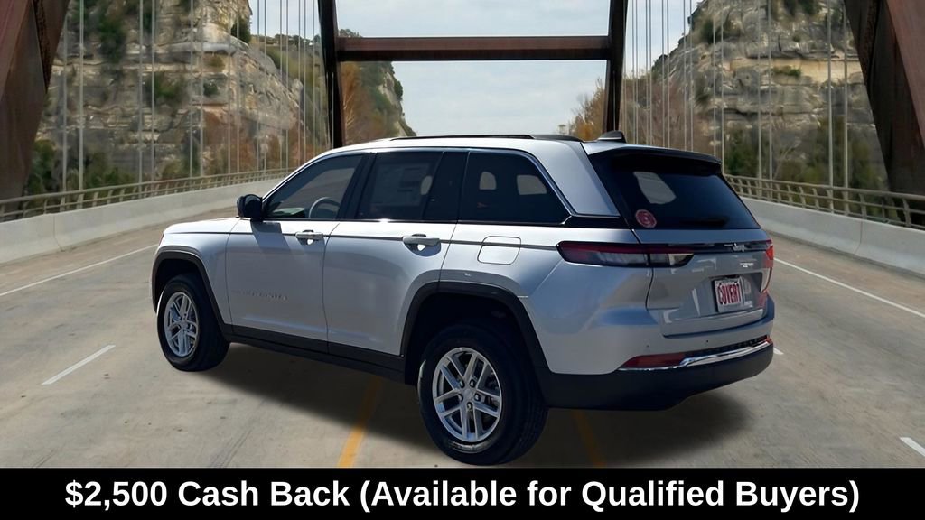 New 2026 Jeep Grand Cherokee Laredo RWD image 7