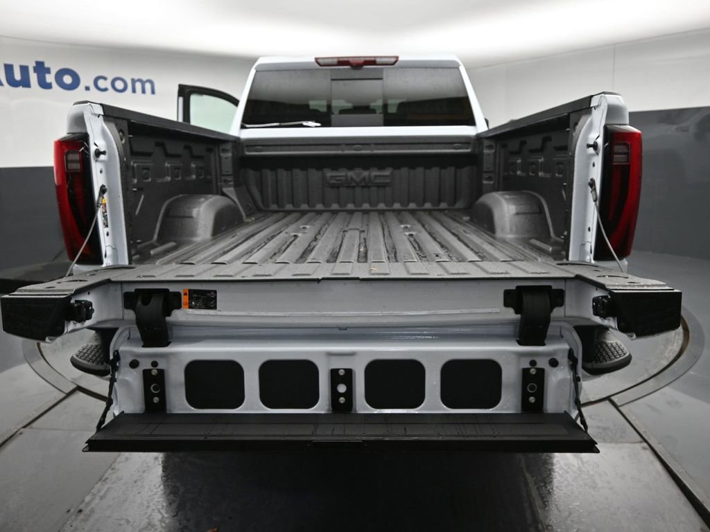 New 2026 GMC Sierra 3500 Denali w/ Technology Package image 12