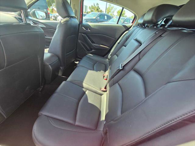 Used 2017 MAZDA MAZDA3 Touring image 20