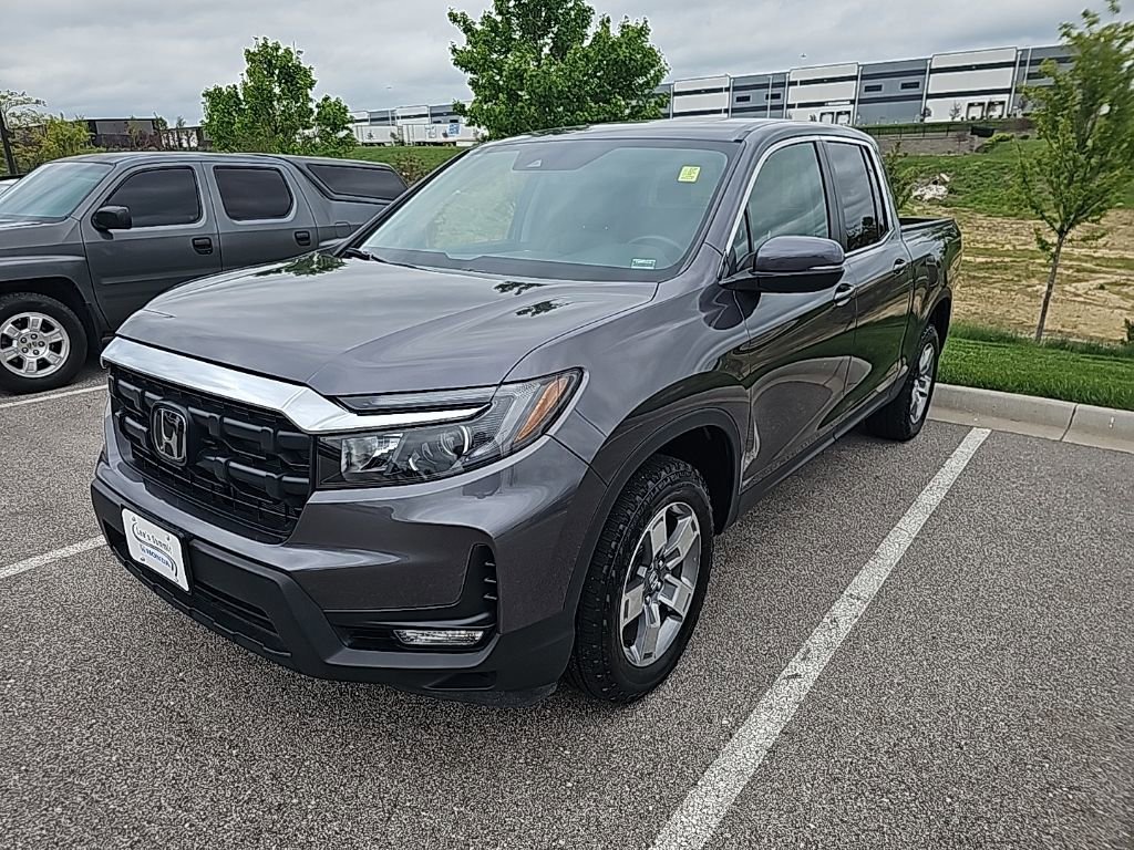 Used 2025 Honda Ridgeline RTL image 2